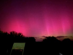Aurora boreală, văzută din Republica Moldova. Cauza spectacolului de pe cer văzut azi noapte