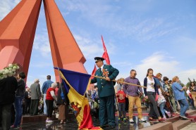 Blocul politic "Victorie" spune că va sărbători următorul 9 mai în uniforma armatei sovietice