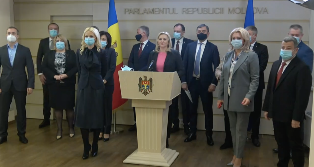 LIVE // Briefing de presă susținut de Platforma parlamentară „Pentru Moldova” și fracțiunea Partidului „ȘOR”