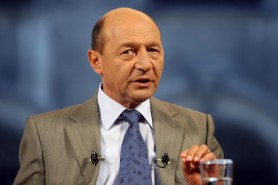Traian Băsescu, internat în spital. Ce probleme ar avea fostul președinte