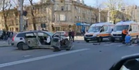 VIDEO // Accident TERIFIANT pe Bulevardul Ștefan Cel Mare din Chișinău. Imagini de la locul accidentului