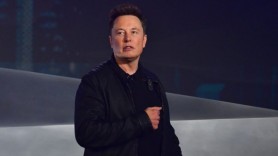 Îi este frică de proprii angajați? Inginer de la Twitter: „Elon Musk merge și la toaletă cu bodyguarzi”