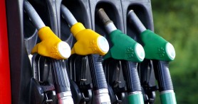 VEȘTI bune pentru șoferi: De mâine benzina și motorina mai ieftine