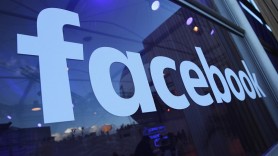 Facebook lansează o nouă funcţie: Feeds - va afişa postările în ordine cronologică inversă