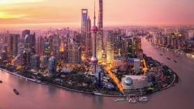 China flexibilizează restricțiile în Shanghai. Se redeschid magazinele iar locuitorii au pornit la muncă