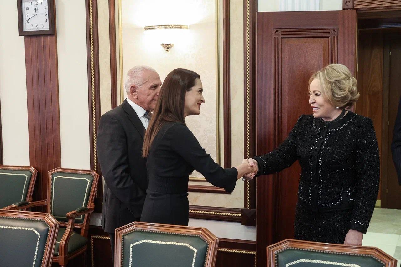 FOTO // Evghenia Guțul, la întâlnirea cu Valentina Matvienco: Ruptura cu Rusia afectează economia, în special a Găgăuziei