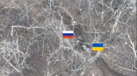 VIDEO +18 // Momentul în care rușii omoară cu sânge rece mai mulți ucraineni
