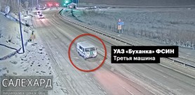 VIDEO // Momentul în care oamenii lui Putin transportă trupul lui Navalnîi de la închisoare la morgă