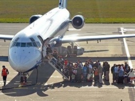 Sfârșit de coșmar pentru 180 de moldoveni blocați pe aeroportul din Praga. Cursa lor a fost aprobată