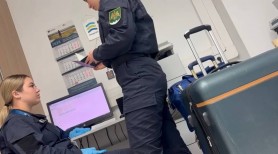 Scandal pe aeroportul din Chișinău: Poliția de frontieră a recunoscut că a primit ordin de a reține ilegal persoane